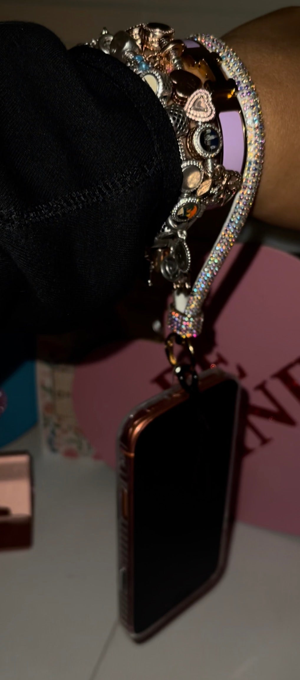 Anti - Loss Shiny Phone Lanyard